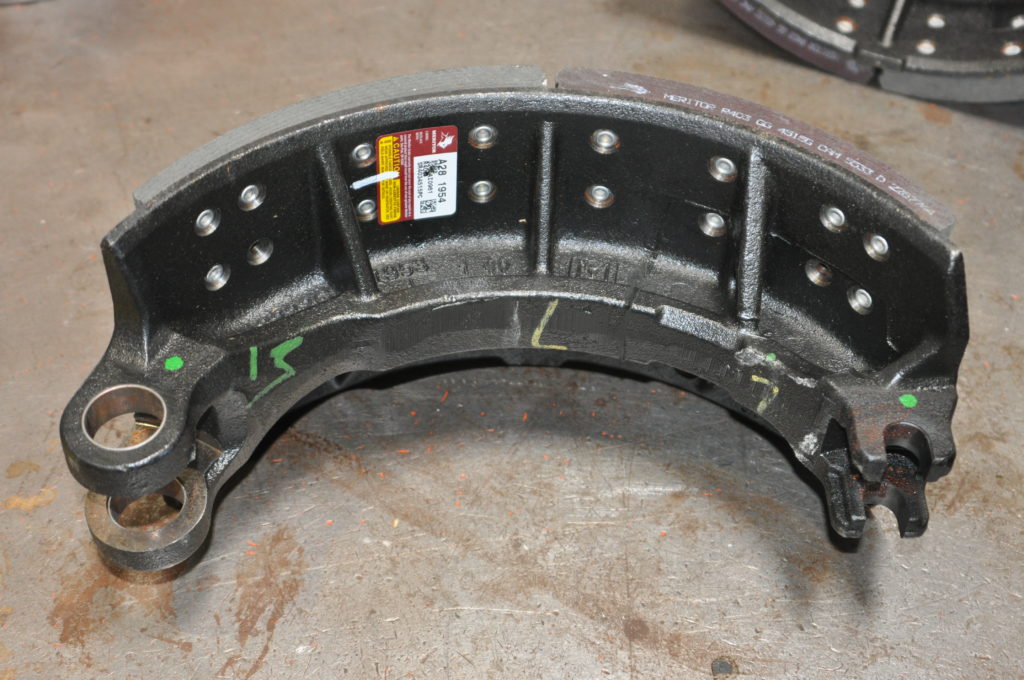 Meritor Brake Shoe Heavy Duty Transaxle meritor-brake-shoe-heavy-duty-transaxle