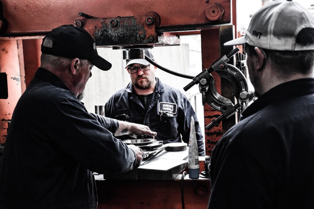 Wet brake, drive hub, and planetary axle training at Heavy Duty Transaxle